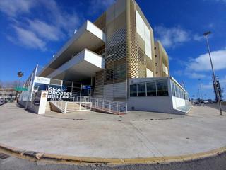 Local Comercial a Ojos negros 81. Venta de local, restaurante y pistas de pádel en venta la dársen