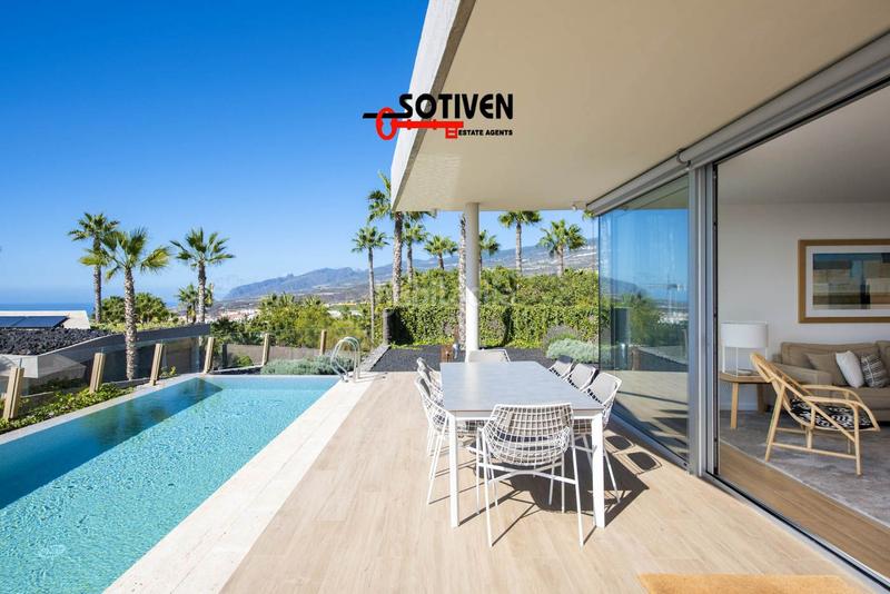 Foto 790cb05e-8561-4978-9c07-a47c74b78490. Chalet villa en venta , 3 dormitorios. en Abama Guía de Isora