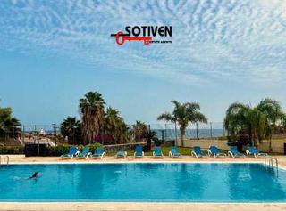 Rent Semi detached house  Cornical. Adosado en alquiler en amarilla golf, 3 dormitorios.