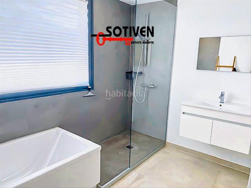 Foto cd21b4f2-fb92-4b1c-aace-6dfce105ff39. Maison jumelée dans La Caleta Adeje