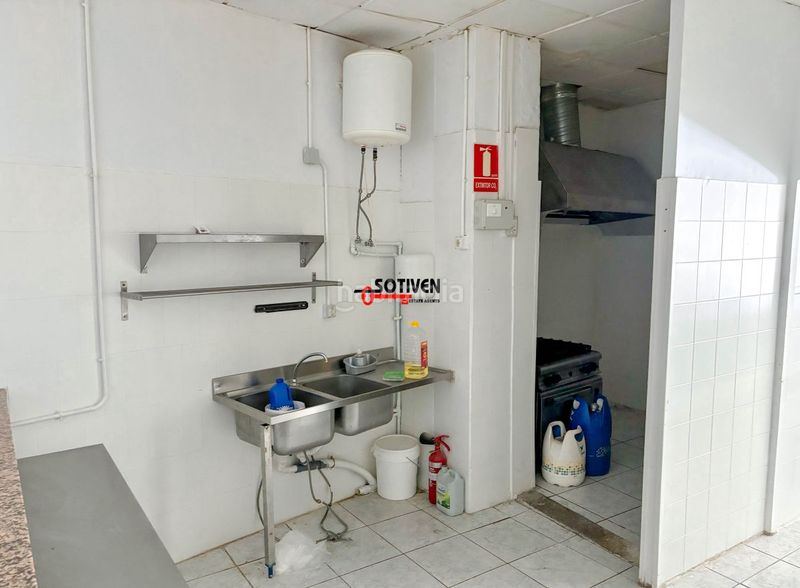 Foto 1b2b5d1b-4ce4-42d6-9ce6-d0fa8a47e83e. Local comercial a Casco Urbano Adeje