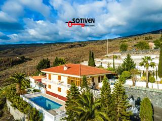 Masia a Guía de Isora Interior. Finca en venta en el pozo, 5 dormitorios.