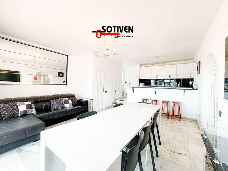 Foto 50540c36-3cab-4ab1-a8e2-1c11df2d18c0. Chalet villa en venta en San Eugenio Alto, 4 dormitorios. en Adeje