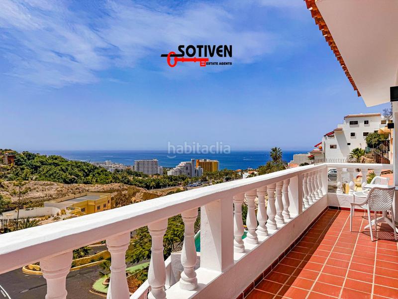 Foto ea5e62a3-b081-4f0d-8685-336c95be11ac. Chalet villa en venta en San Eugenio Alto, 4 dormitorios. en Adeje