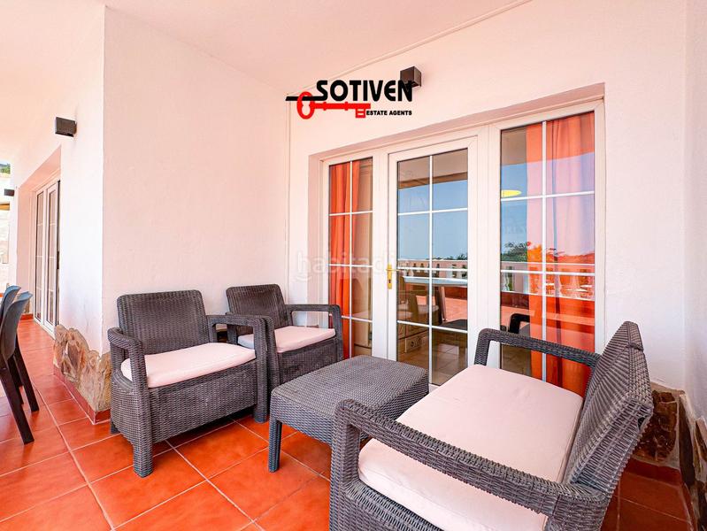 Foto f3869a7d-4ac9-4dc9-9633-51cc599d2006. Chalet villa en venta en San Eugenio Alto, 4 dormitorios. en Adeje