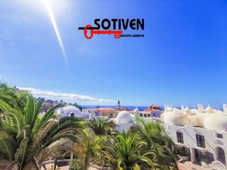 Zweistöckige Wohnung  Adeje 300. Duplex en venta en playa paraiso, 2 dormitorios.