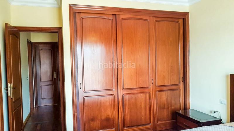 Foto 4e20a99b-7894-40d2-9840-ab57271d7049. Semi detached house with parking pool in Playa del Duque Adeje