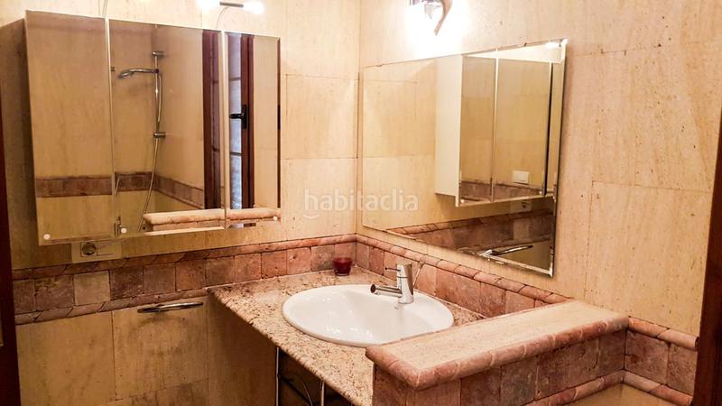 Foto f2e758ad-6b4e-41cd-9f7e-c3740a1d9adc. Semi detached house with parking pool in Playa del Duque Adeje