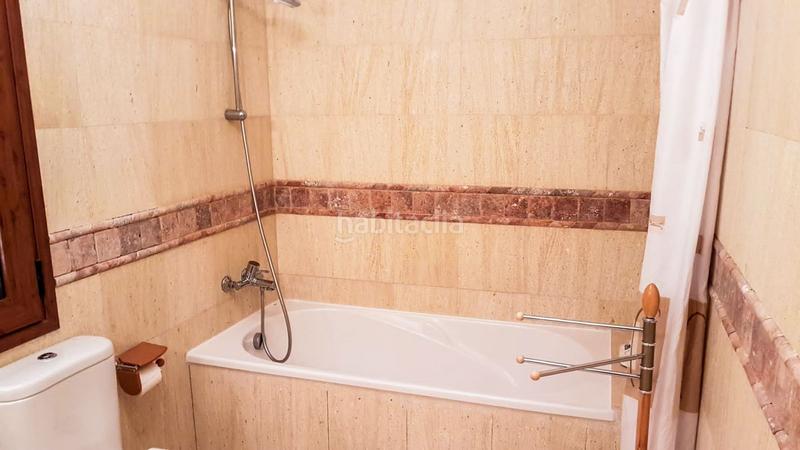 Foto f77fff8b-672a-486b-b662-84114770c786. Semi detached house with parking pool in Playa del Duque Adeje