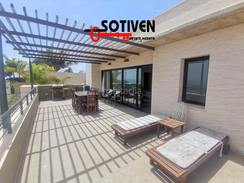 Foto eed47c0c-2394-4468-a699-052d0c6bacef. Àtic amb aparcament a La Caldera Adeje