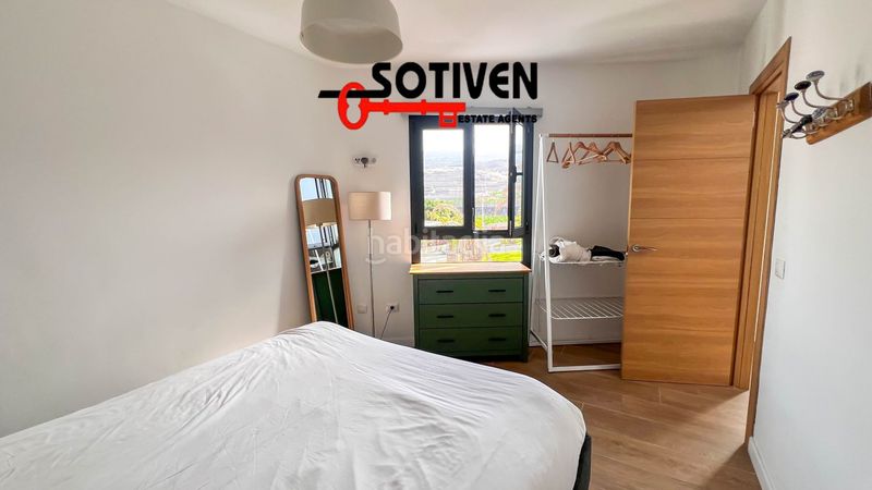 Foto d589af34-84a1-4832-82e1-51d14268e3ab. Casa adossada amb aparcament a Alcalá Guía de Isora