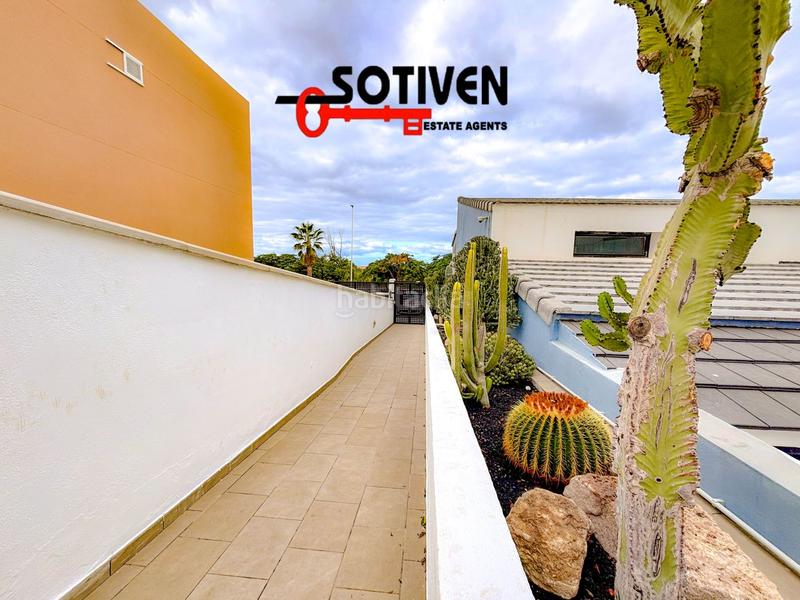 Foto 111c2185-ba4e-4a3b-9bd0-c872f72ecc07. Attique avec parking piscine dans Playa Fañabé Alto Adeje