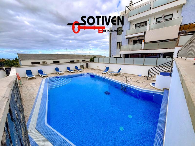 Foto d77a5e94-1140-4fcb-a82c-e8b900b12a4a. Attique avec parking piscine dans Playa Fañabé Alto Adeje