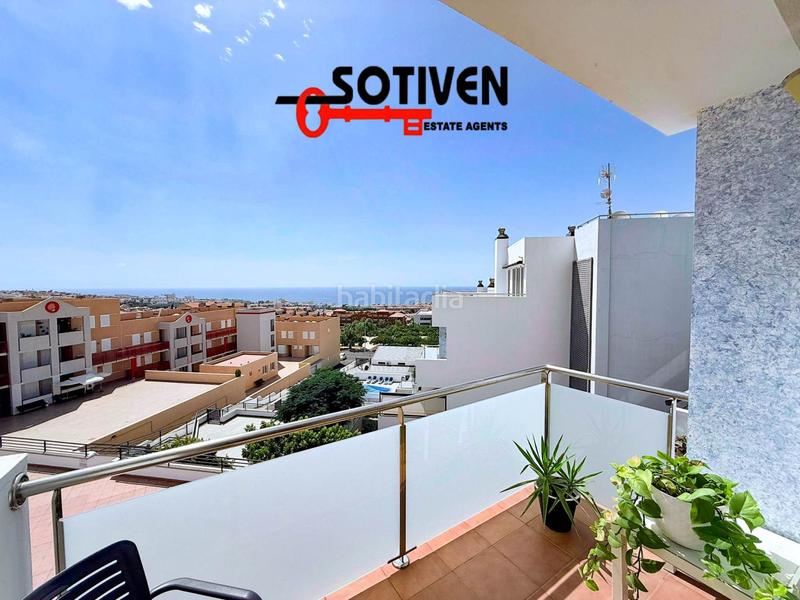 Foto fbfd9b9c-de0e-4ba6-ae1f-cb50acc5579b. Attique avec parking piscine dans Playa Fañabé Alto Adeje