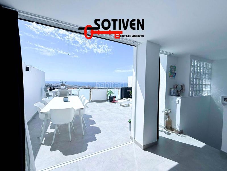 Foto fe819eab-bd8d-4b7e-af33-c3fbf67307af. Attique avec parking piscine dans Playa Fañabé Alto Adeje