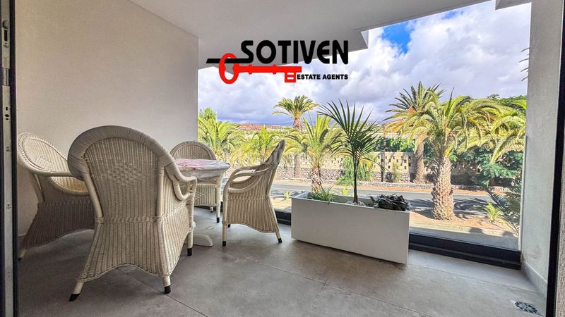 Foto 4cc236c7-a3b7-4d64-8eea-904b65849436. Casa adossada amb aparcament a Playa de San Juan Guía de Isora