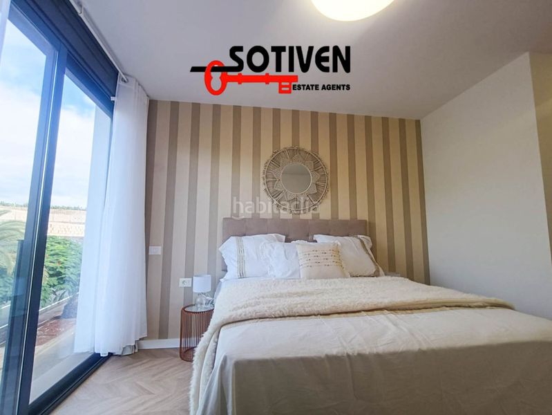 Foto 60bbd5ce-986a-41fb-8031-5cd8ea0516bd. Casa adossada amb aparcament a Playa de San Juan Guía de Isora