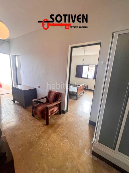 Foto 313f06b0-4dd9-47fd-ba43-965b5f4ef9b0. Casa amb aparcament a Arico