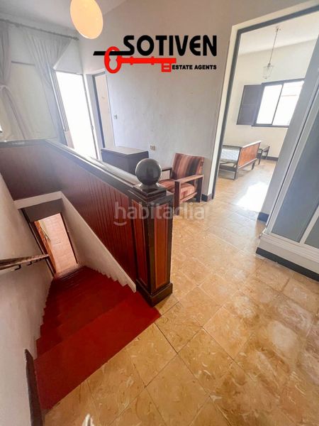 Foto 3805863b-0952-4645-917a-1e94d47d85cc. Casa amb aparcament a Arico