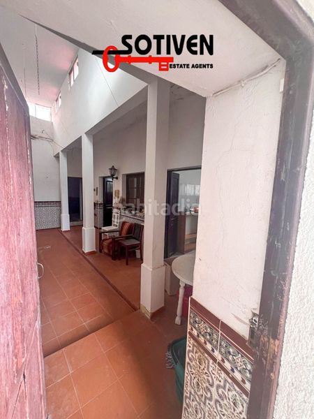 Foto 6569aead-56f8-422e-8a13-cc09971bf423. Casa amb aparcament a Arico