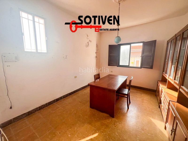 Foto d611c71f-5726-4bcc-a4da-35969184ae18. Casa amb aparcament a Arico