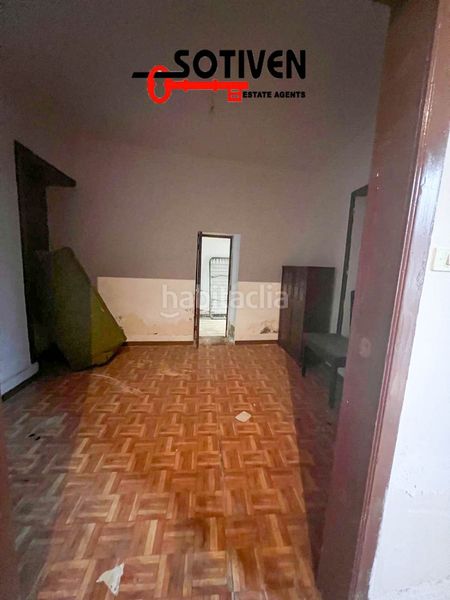 Foto f4243092-9bf3-4b7e-9a5f-20f042d9cb05. Casa amb aparcament a Arico