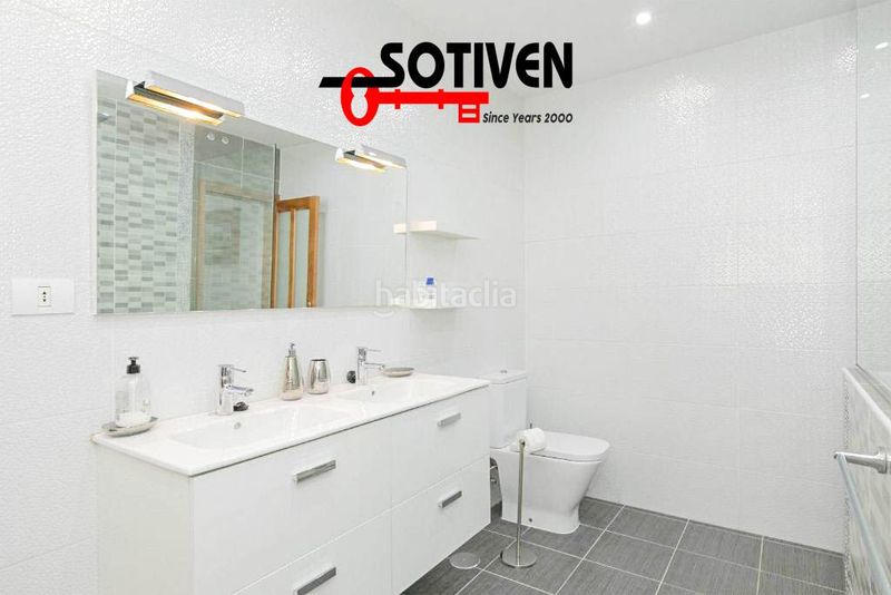 Foto 10f48b91-7507-4c6b-a5ad-39679edef3c9. Xalet amb aparcament a Torviscas Centro y Alto Adeje