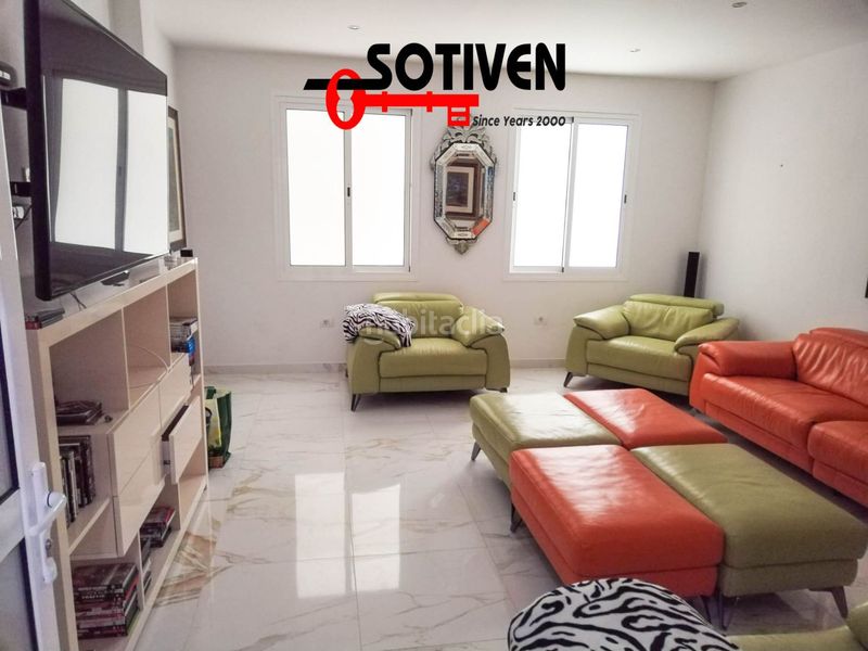 Foto 4f07a485-0d16-4df2-ba97-d43eb5b31890. Xalet amb aparcament a Torviscas Centro y Alto Adeje