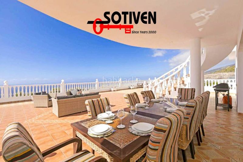 Foto ddc6a479-3cb0-455e-9695-ed71a39f6b0d. Xalet amb aparcament a Torviscas Centro y Alto Adeje