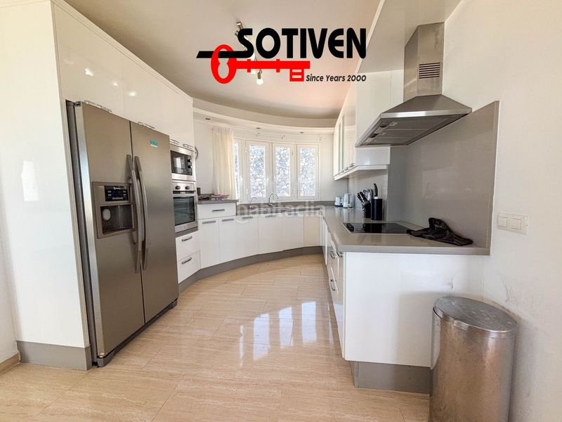 Foto f63ec625-e640-4e29-bce2-3a8aa1677611. Xalet amb aparcament a Torviscas Centro y Alto Adeje