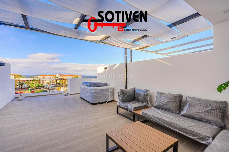 Foto 8b13fd45-f640-4305-97d3-b9cf747cb446. Casa adossada amb aparcament a Playa de San Juan Guía de Isora