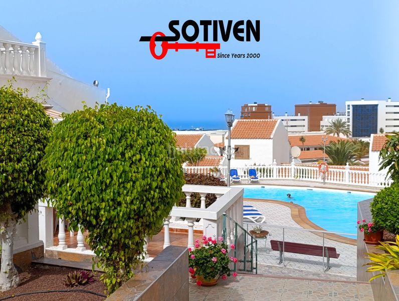 Foto 218e1499-6319-49a6-a2ec-3a00475dd27d. Apartament amb aparcament piscina a San Eugenio Bajo Adeje