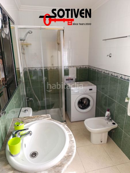 Foto ab6bae0f-aeaf-46fd-a3e3-cf34e8b44fc4. Apartament amb aparcament piscina a San Eugenio Bajo Adeje