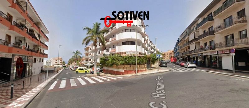 Foto 0071d36f-85c0-498d-b5fa-48db17744375. Aparcament cotxe a Casco Urbano Adeje