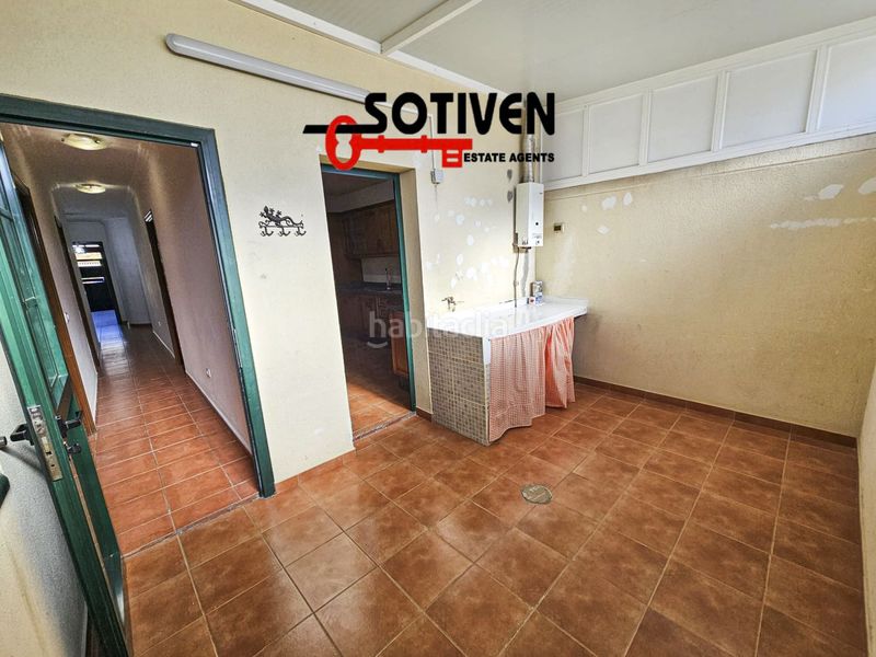 Foto bf17817a-99e4-4efa-b163-49d754185293. Casa adossada a Casco Urbano Adeje