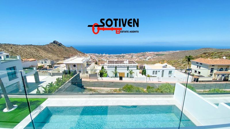 Foto 177db79f-f662-470c-86e8-ae7037a4841b. Miete chalet mit parking pool in Torviscas Centro y Alto Adeje