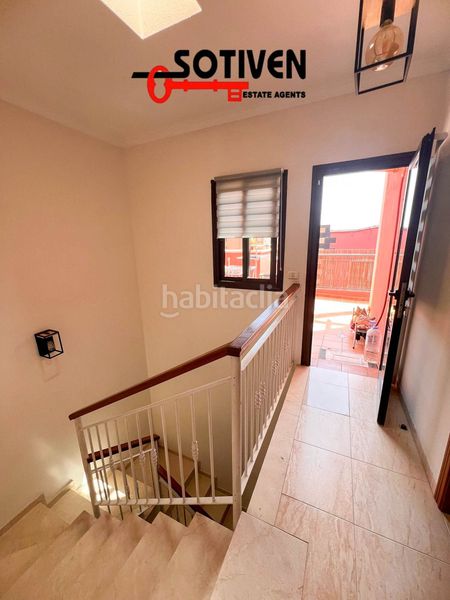 Foto e7f8cd9f-41a1-499a-9072-25be5f55ef25. Casa adossada amb piscina a Casco Urbano Adeje