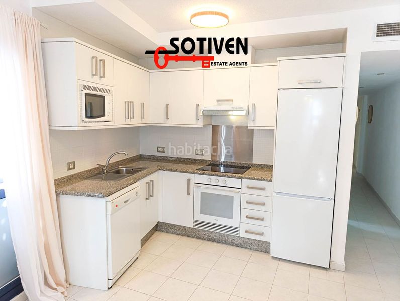 Foto d9eec548-6c19-4bf1-9482-f2c96e952167. Apartament amb aparcament a La Caleta Adeje