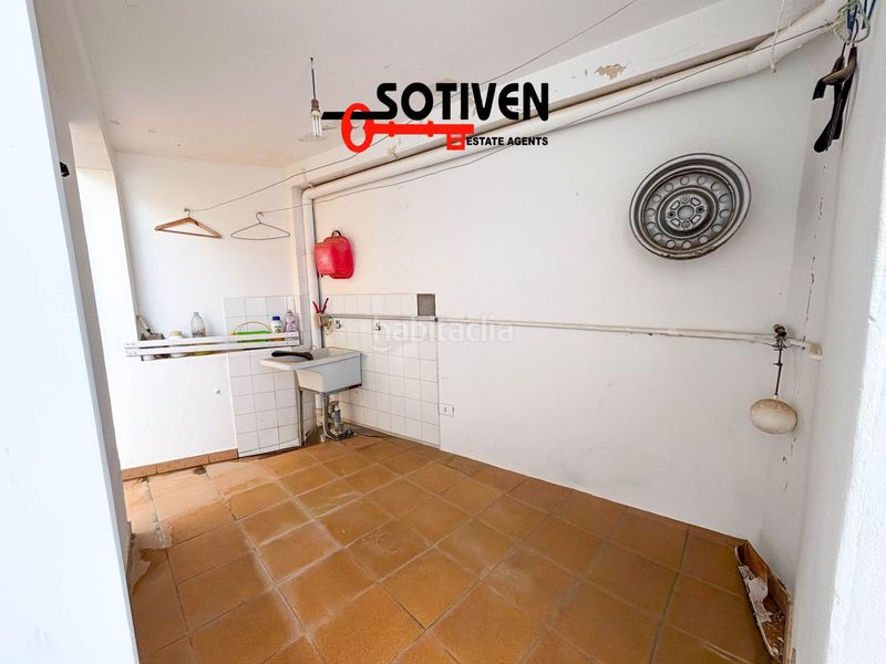 Foto 04471bdf-d486-4cec-ae58-52ea22611cf9. Casa amb aparcament a Guía de Isora interior Guía de Isora