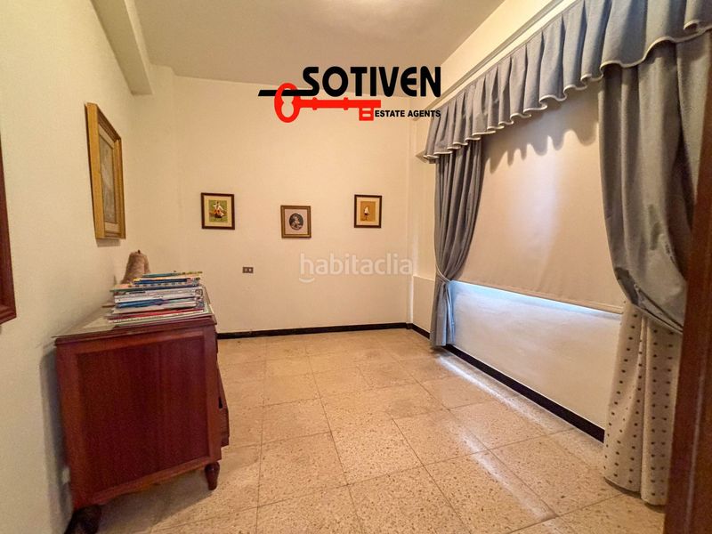 Foto 8978b903-b5ff-4cc5-abdb-ddfeee2e205d. Casa amb aparcament a Guía de Isora interior Guía de Isora