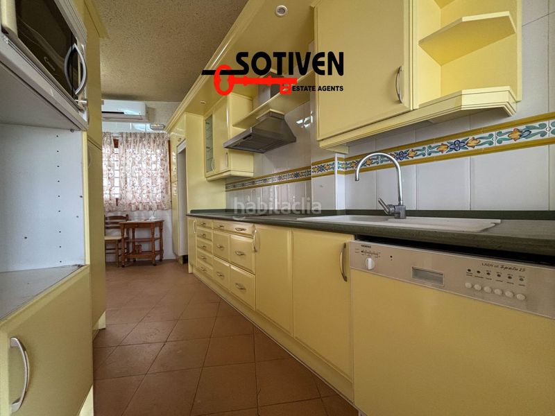 Foto a39f88e8-b944-4c2d-90b4-54cbff01d5e8. Casa amb aparcament a Guía de Isora interior Guía de Isora