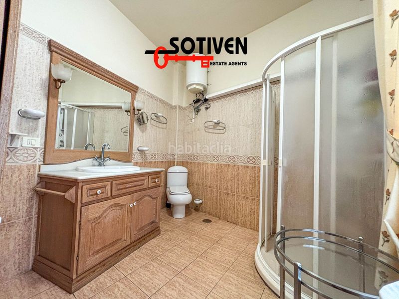 Foto e63a86e5-5f46-46e7-bdbd-4462024e8708. Casa amb aparcament a Guía de Isora interior Guía de Isora