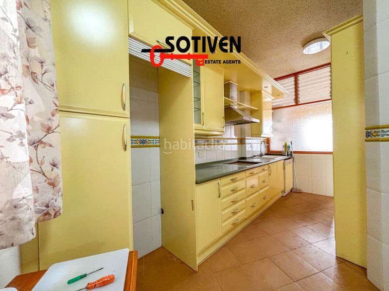 Foto f17fe866-d541-4a57-9be2-b7336b52ee99. Casa amb aparcament a Guía de Isora interior Guía de Isora