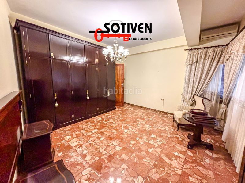 Foto f5b59b5a-ba68-4926-b71e-ca61d7e8caf3. Casa amb aparcament a Guía de Isora interior Guía de Isora