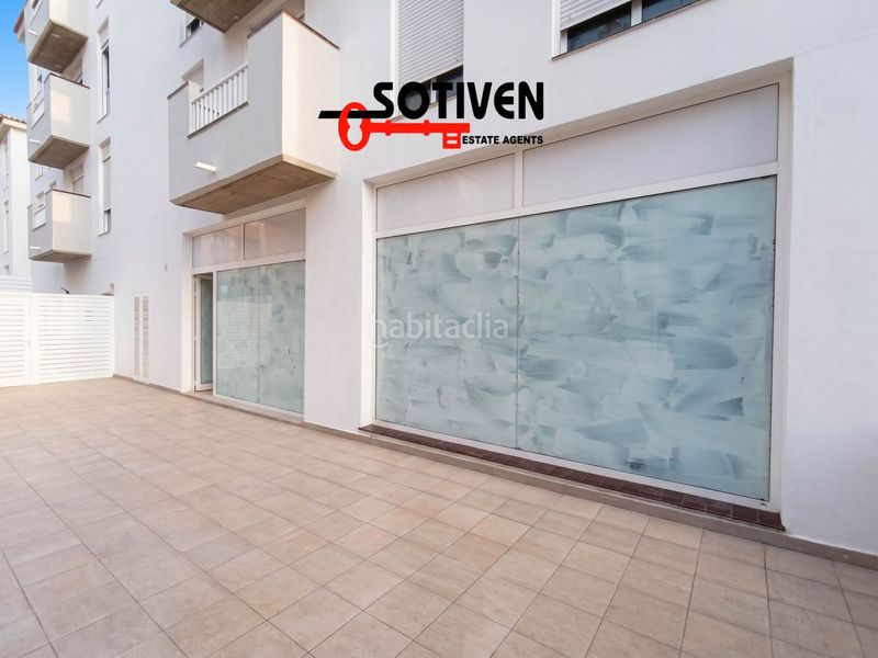 Foto bebd938a-87b4-4875-8645-9fbf348a6ebd. Local comercial a Cabo Blanco Arona