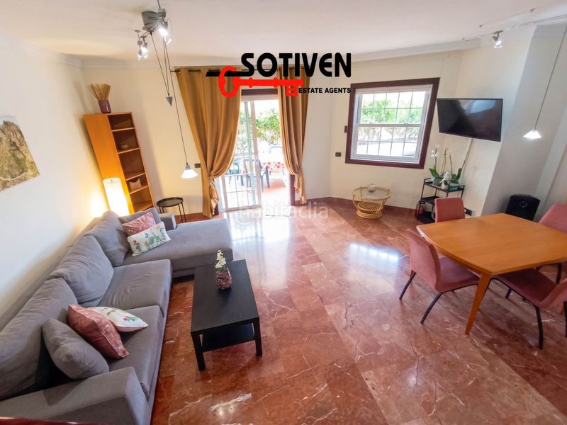 Foto 95ba68b7-2d81-4a99-aa3b-049262f5446b. Rent chalet with pool in Casco Urbano Adeje