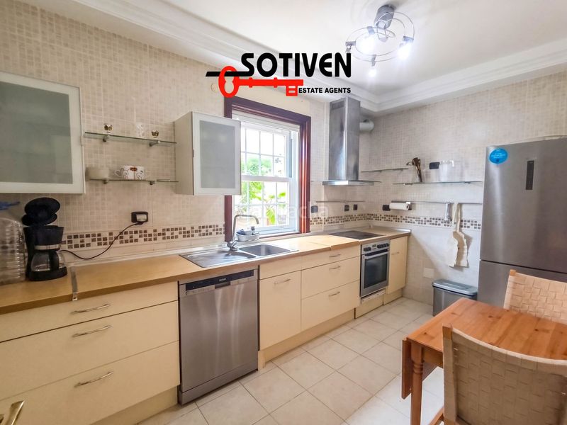 Foto f4e6dabf-4ab3-4033-b73b-0ceff185f169. Rent chalet with pool in Casco Urbano Adeje