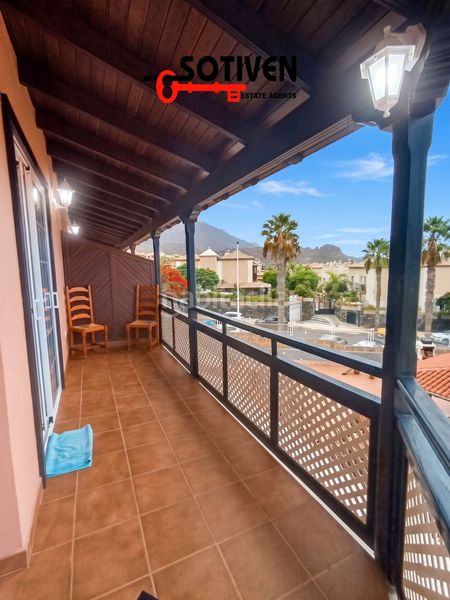Foto f5c3e011-fb25-4d7b-9660-95255dee0742. Rent chalet with pool in Casco Urbano Adeje