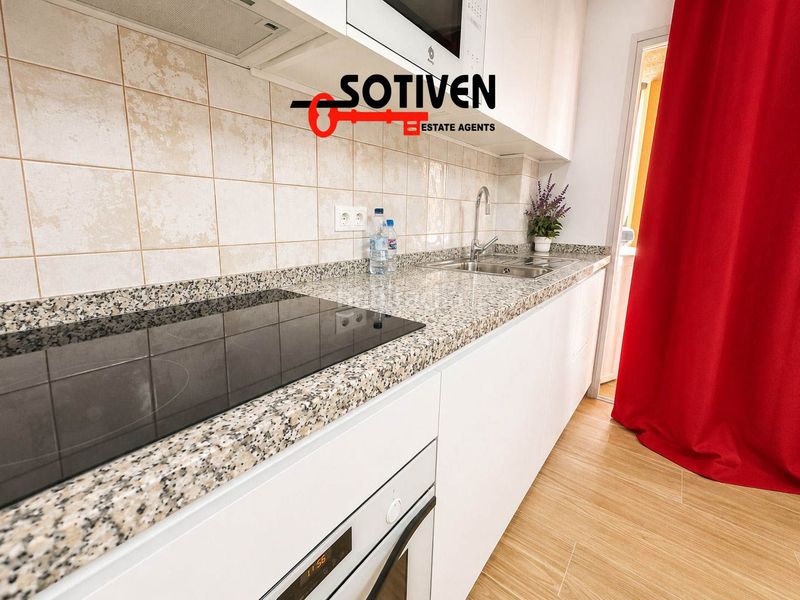 Foto 4a6dff22-524a-4336-b281-46a667786108. Alquiler estudio  en alquiler en Los Cristianos. en Arona