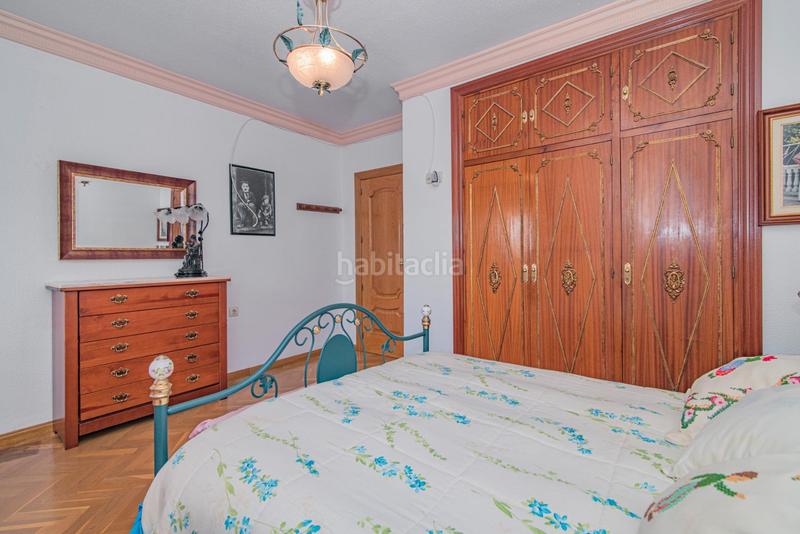 Foto c727b9b8-96ff-4282-b13a-4086f1a27cde. Chalet ogijares chalet independiente en parcela de 1350 metros cuadrados. en Ogíjares